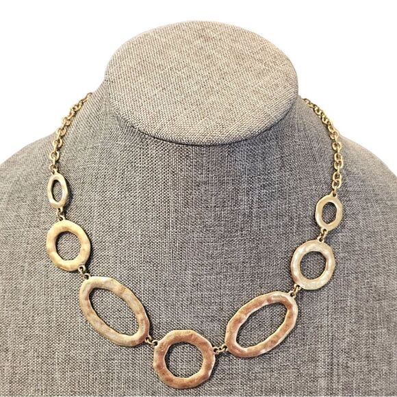 "Golden Cascade" Hammered Oval Link Necklace - Picture 1 of 7